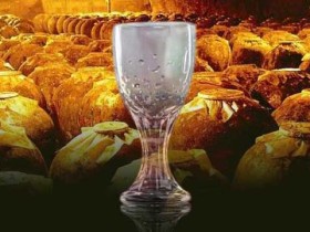 5分钟用科学的解释来告诉您白酒挂杯的现象